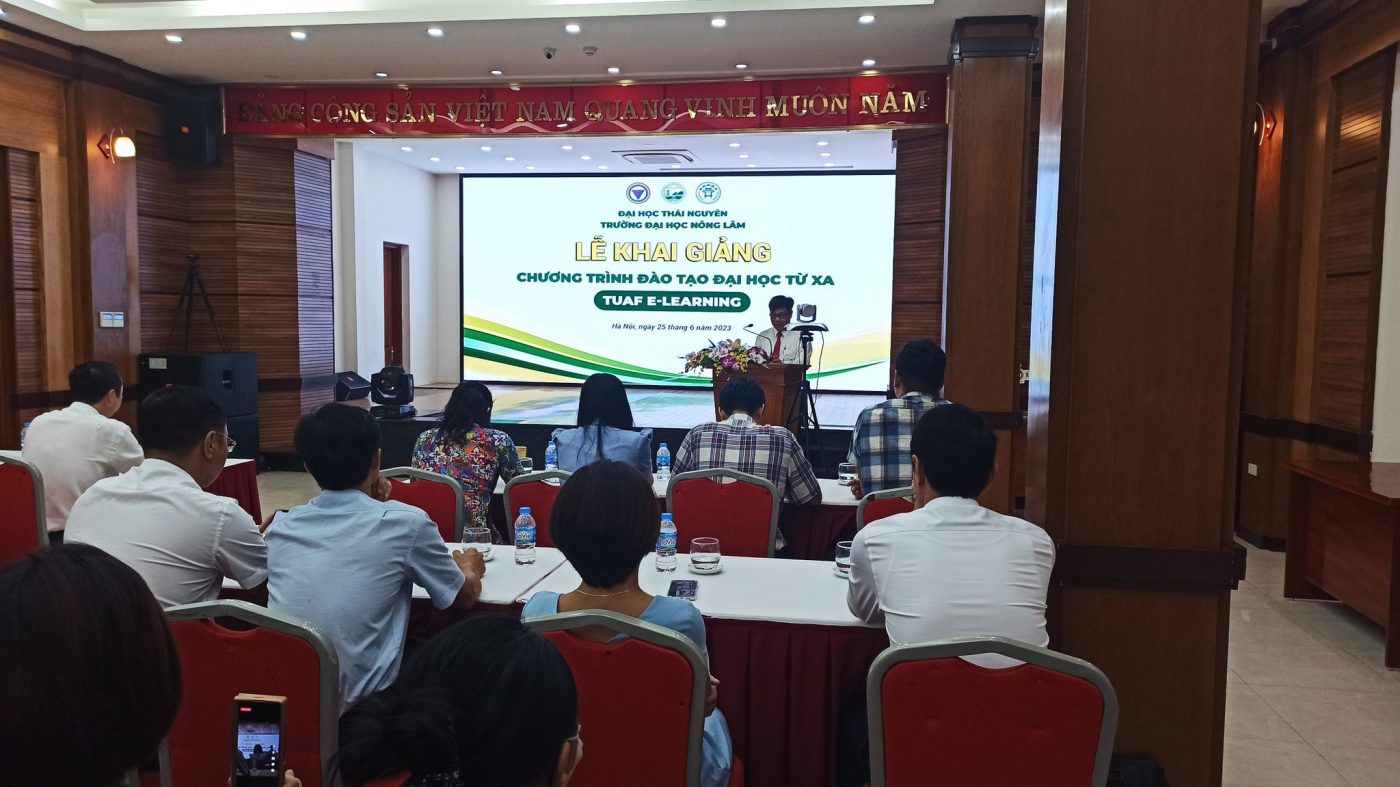 Khai giảng hệ từ xa TUAF 25/06