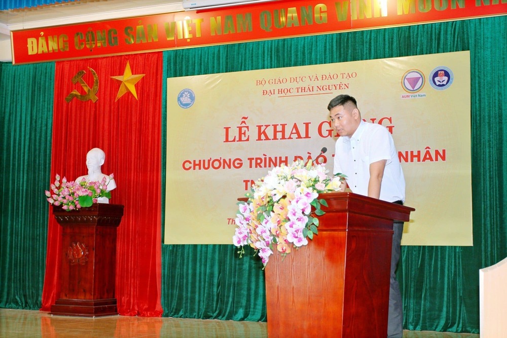 Phó Giám đốc Trung tâm học liệu, công ty cổ phần tư vấn dịch vụ đào tạo AUM Việt Nam phát biểu