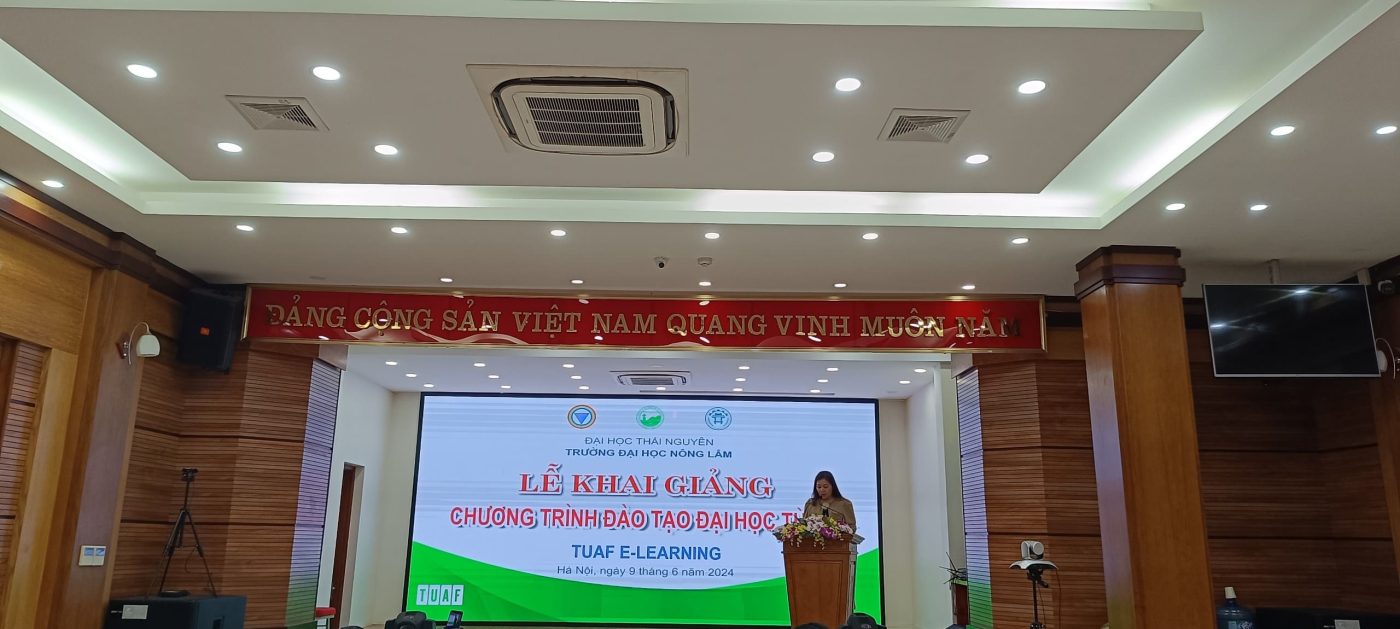 Phát biểu tại lễ khai giảng