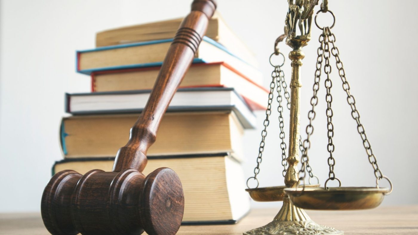 Ngành Luật học những môn nào?