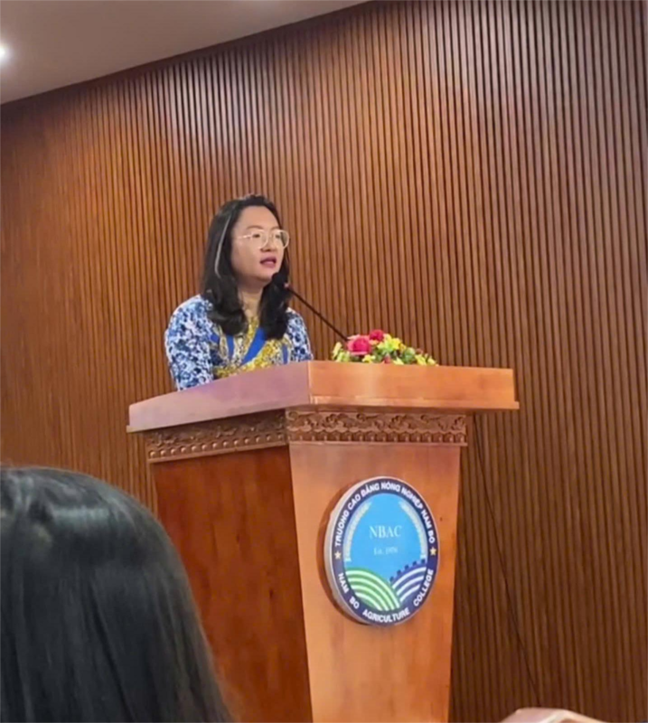 Đại diện trạm phát biểu