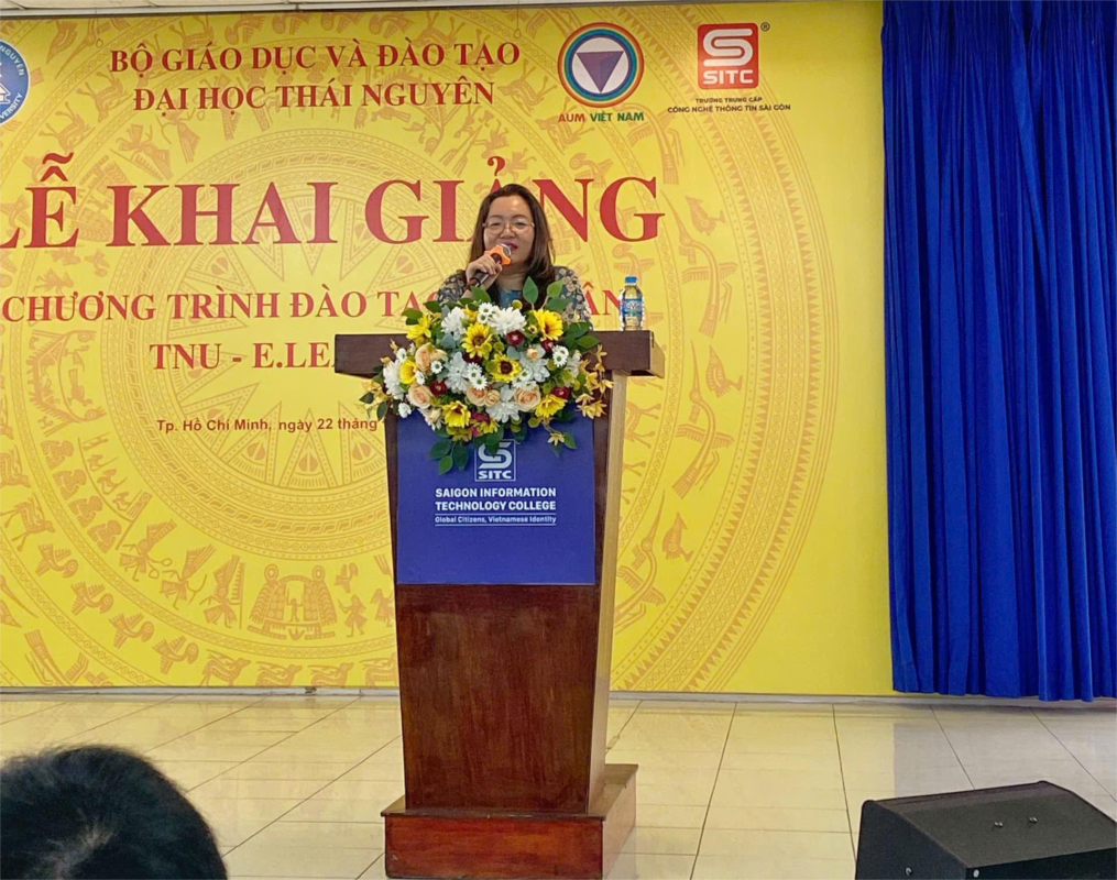 Đại diện công ty AUM phát biểu