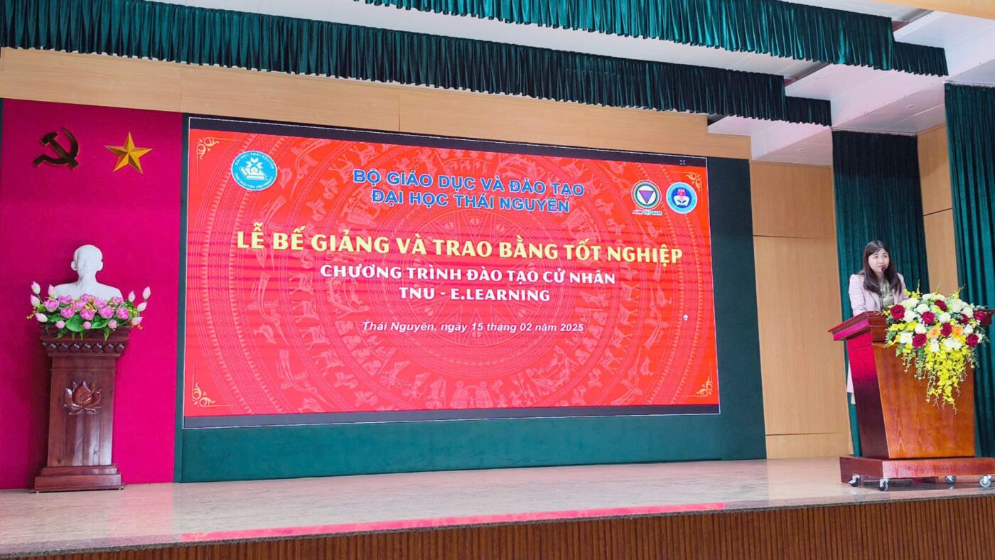 Phía đại diện Công ty AUM Việt Nam phát biểu tại buổi lễ 