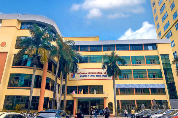 Trường đại học lao động và xã hội