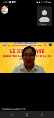 Cô Vinh - Đại diện trường phát biểu chào mừng tân sinh viên